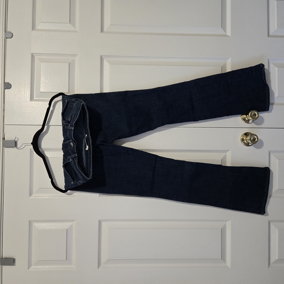 Levi High Rise Bootcut - Picture 4 of 6